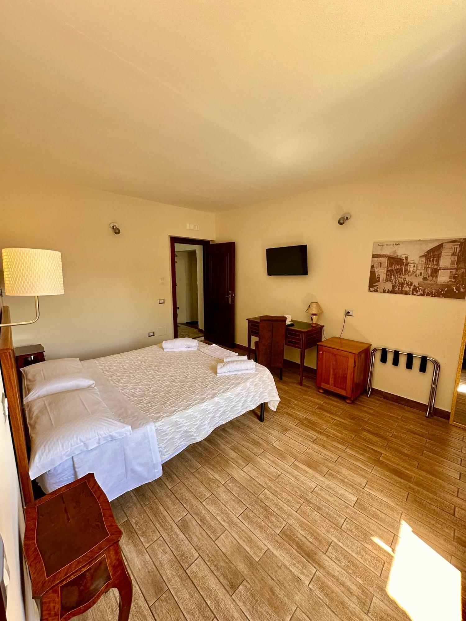 Hotel Lorylu à Tropea Extérieur photo